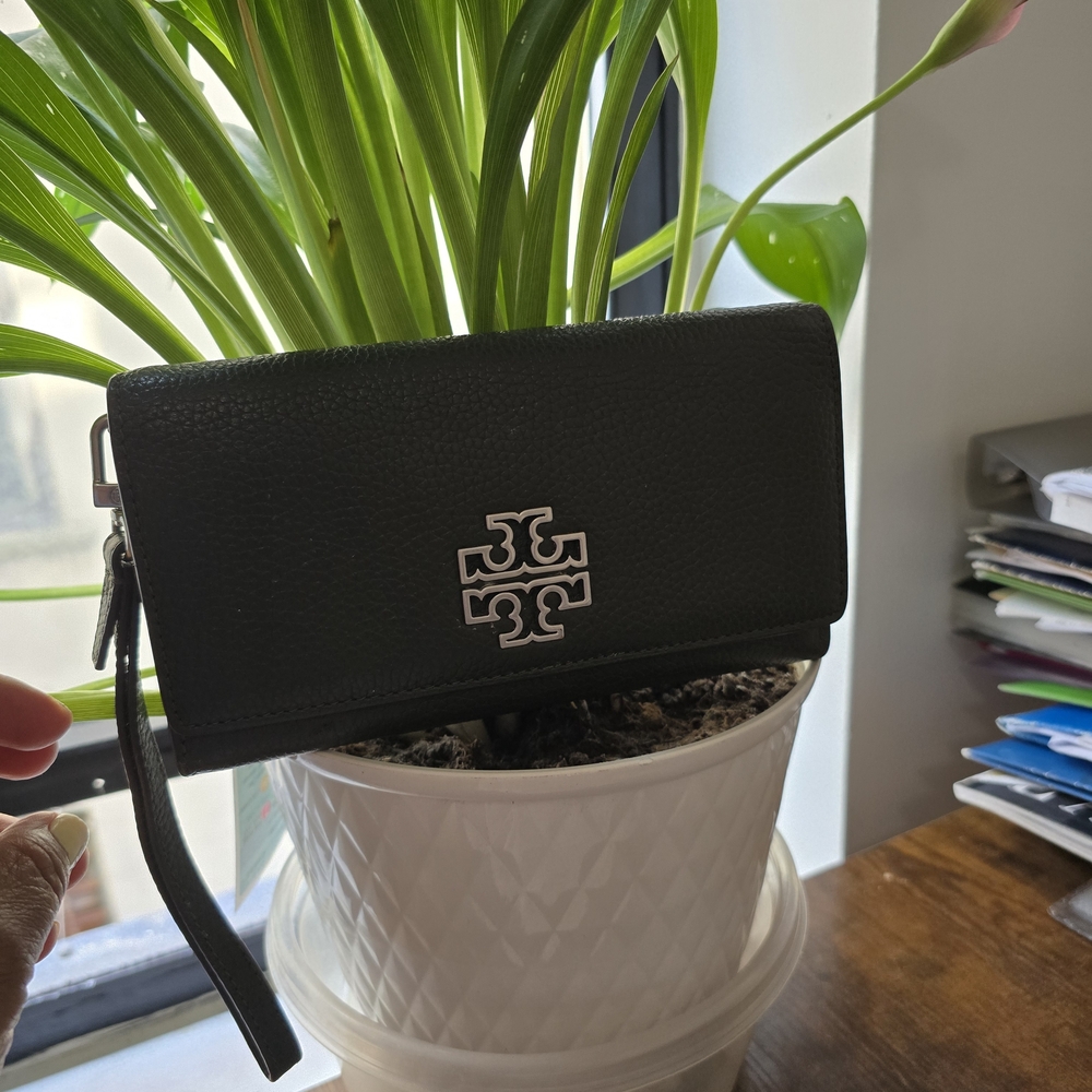 Tory Burch Black Leather Wristlet